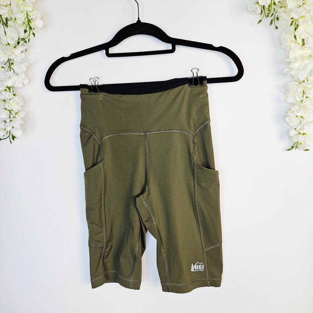REI Co-op Olive Green Women's Bike Shorts with Side Pockets - Picture 4 of 10